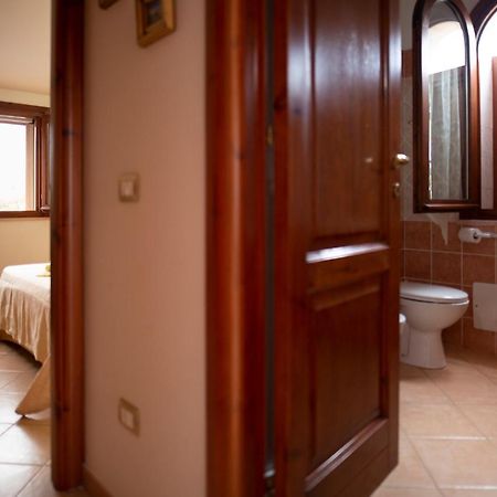Agriturismo I Doni Del Mandorlo Alghero Bagian luar foto