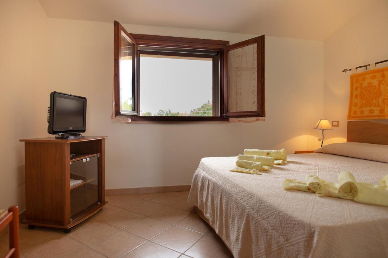 Agriturismo I Doni Del Mandorlo Alghero Bagian luar foto